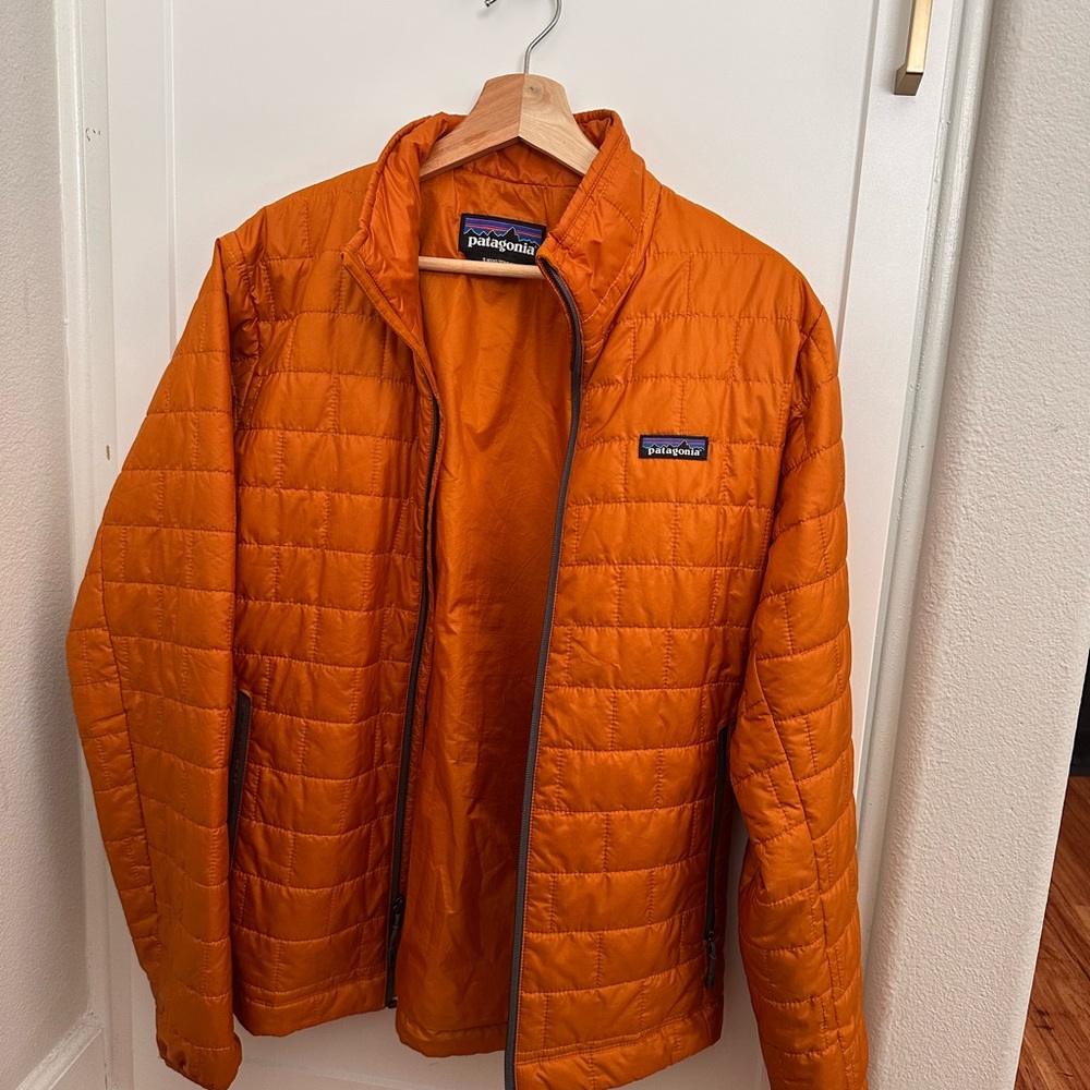 Patagonia Men's Orange Quilted Puffer Jacket